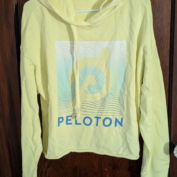 Peloton Raw hem Hoodie Yellow Size L - Picture 2 of 6